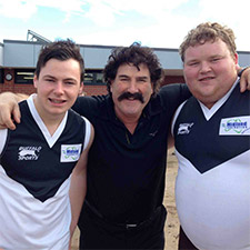 Woodend CFA stars in volunteer team