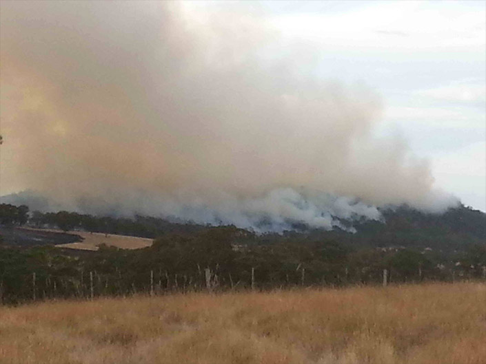kyneton-blackhill-fire1